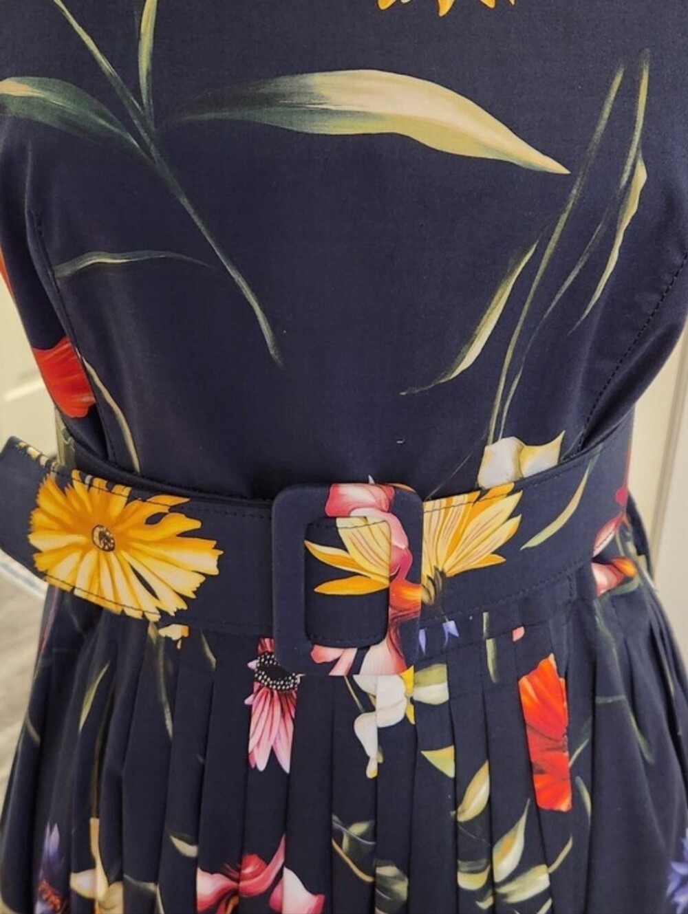 💐Oscar de la Renta💐 - Navy/Multi Floral Sleeveless A-Line Midi Dress - Picture 15 of 16